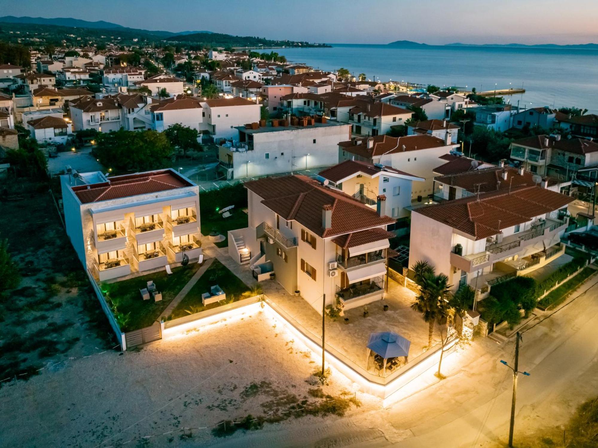 Antony'S Luxury Apartments نيكيتي المظهر الخارجي الصورة