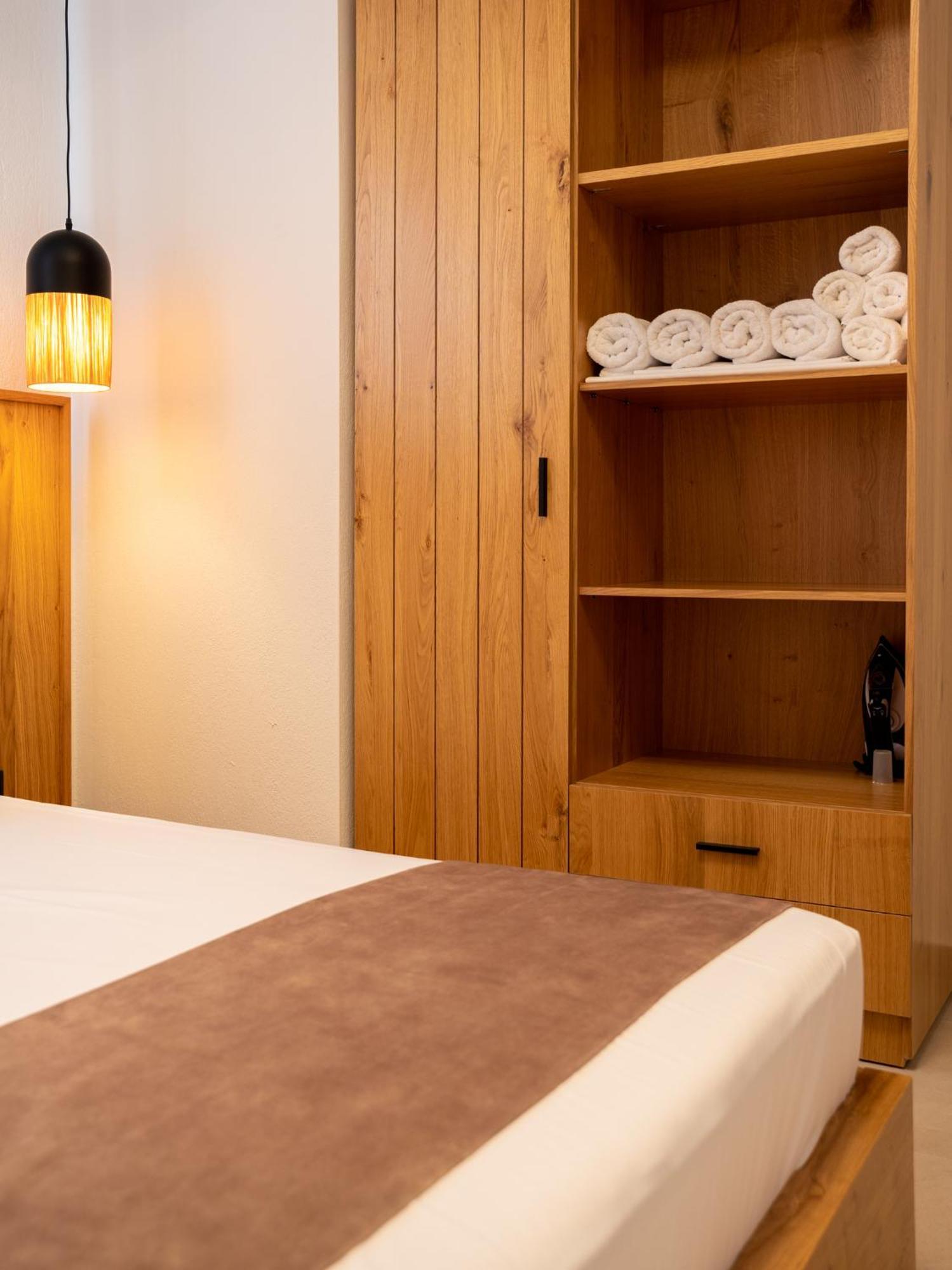 Antony'S Luxury Apartments نيكيتي المظهر الخارجي الصورة