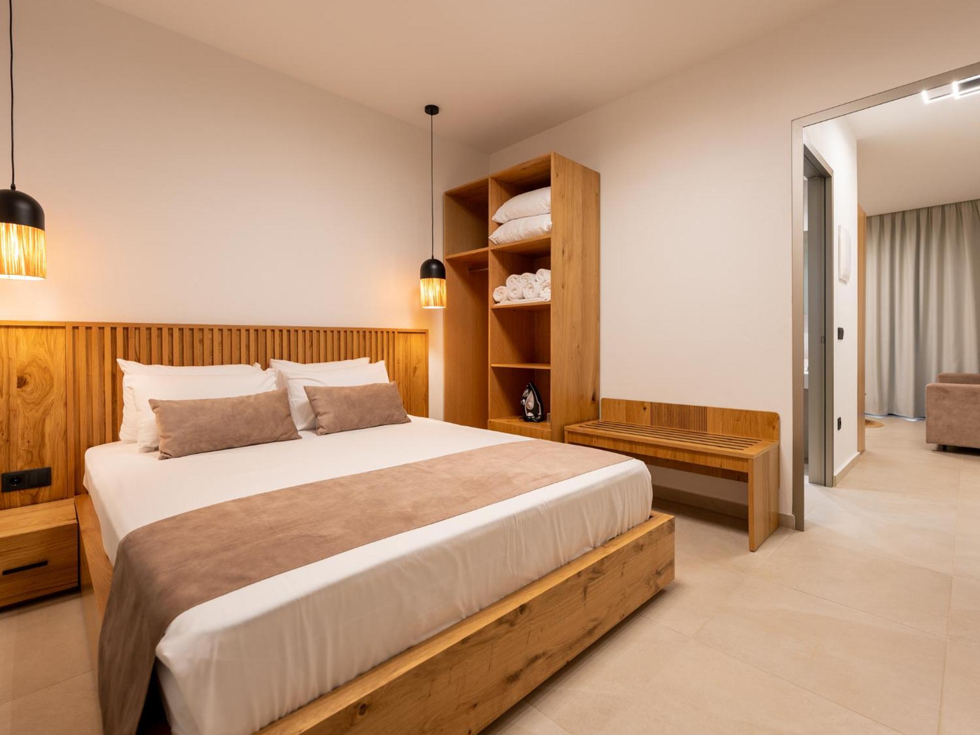 Antony'S Luxury Apartments نيكيتي المظهر الخارجي الصورة