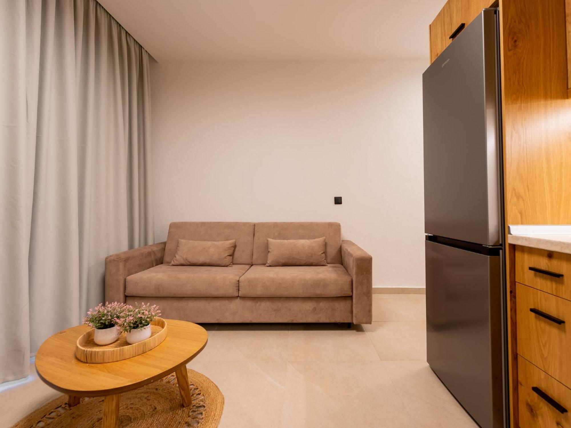 Antony'S Luxury Apartments نيكيتي المظهر الخارجي الصورة